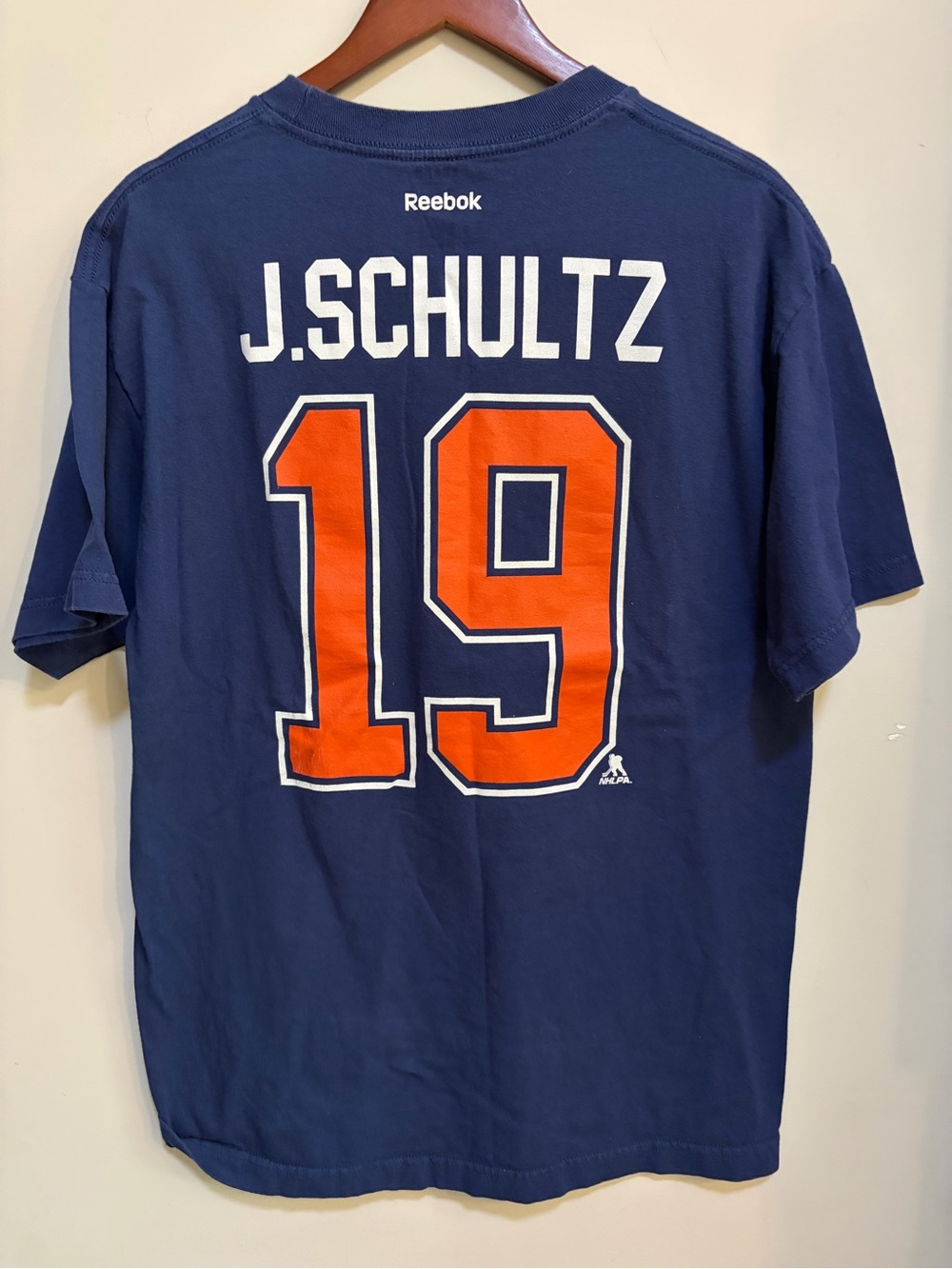 Edmonton Oilers J. Schultz #19 Reebok NHL Player T-Shirt Size Large